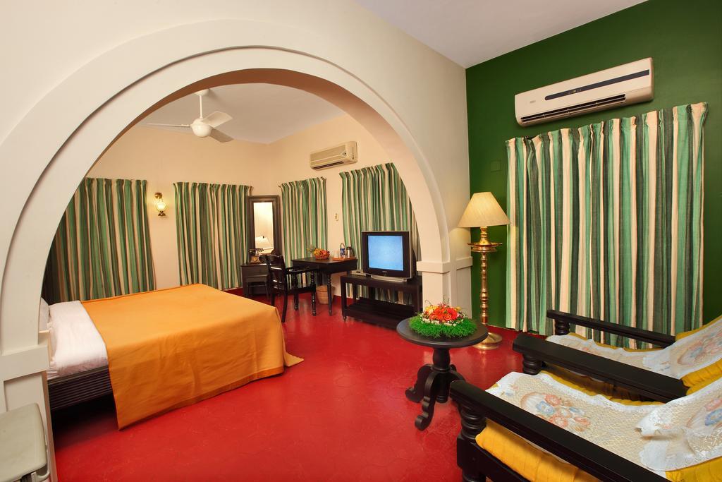 The River Retreat Heritage Ayurvedic Resort Shoranur Esterno foto