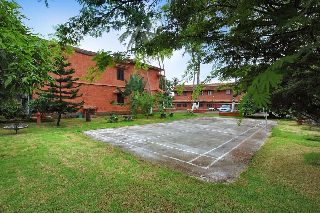 The River Retreat Heritage Ayurvedic Resort Shoranur Esterno foto