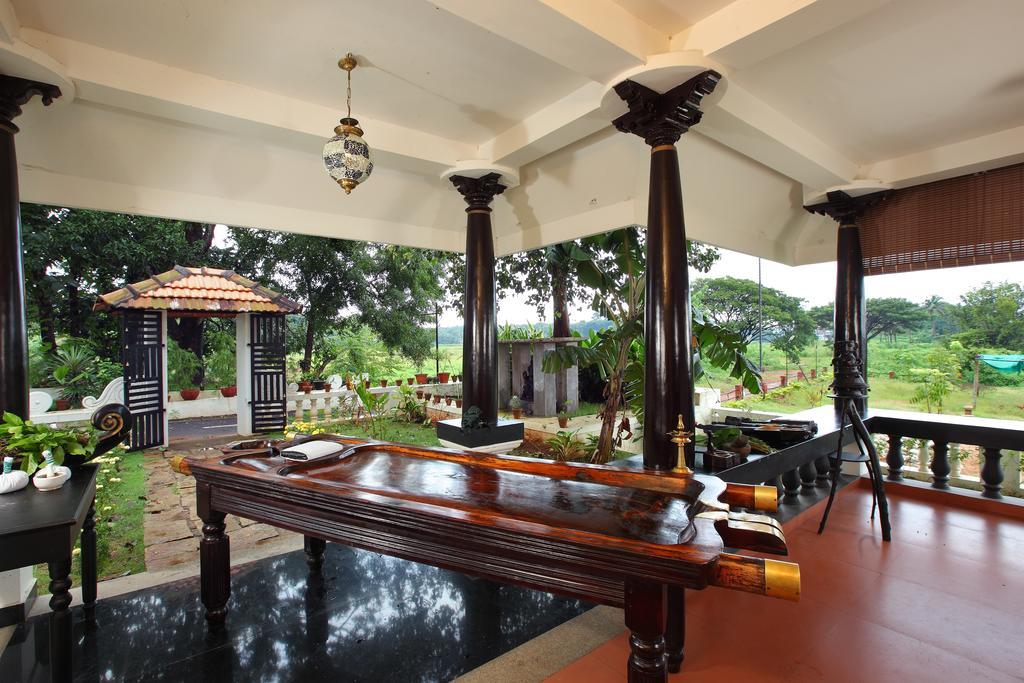 The River Retreat Heritage Ayurvedic Resort Shoranur Esterno foto