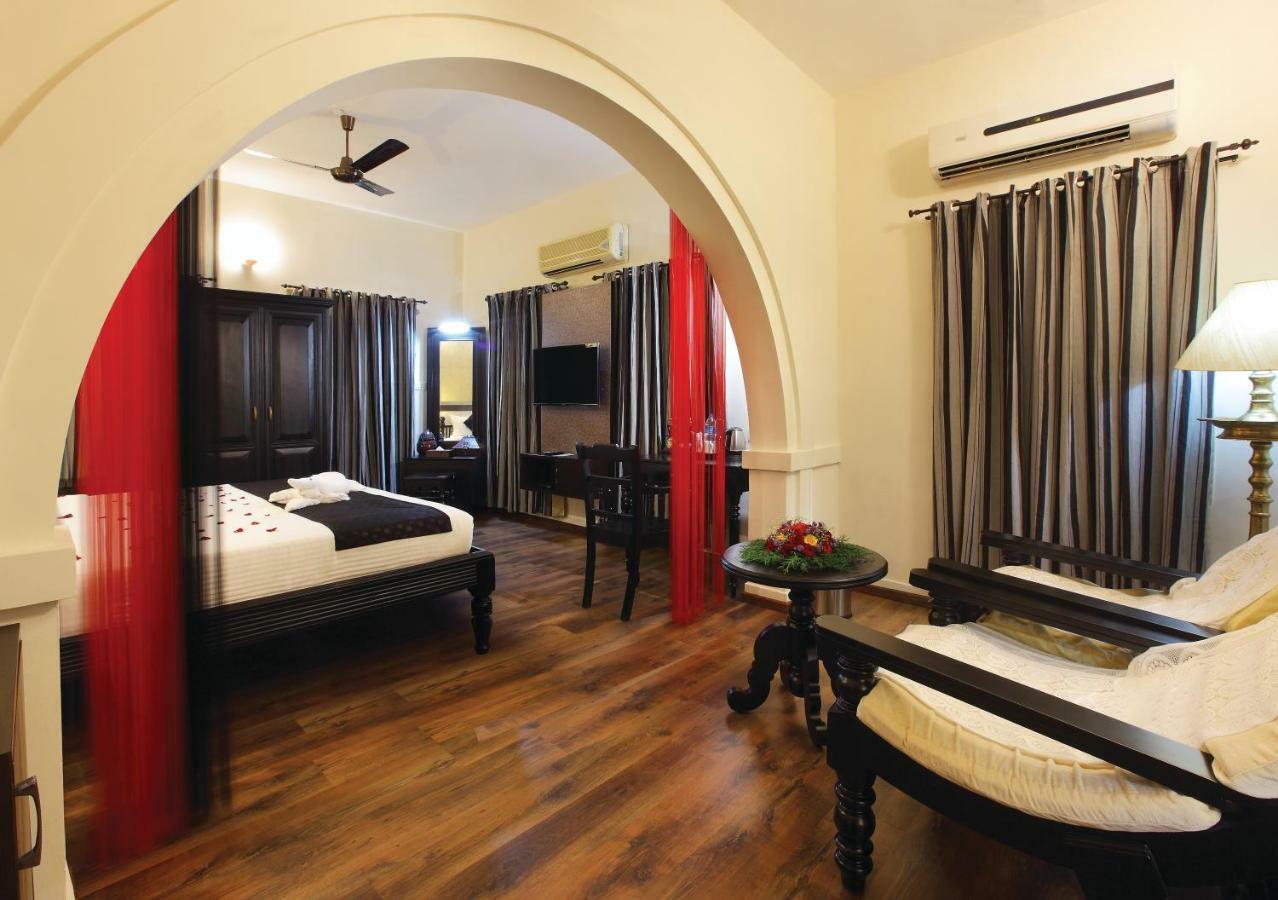 The River Retreat Heritage Ayurvedic Resort Shoranur Esterno foto
